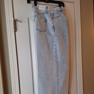 EXPRESS Women's Relaxed Wide Leg Super High Rise Jeans - 0 Regular